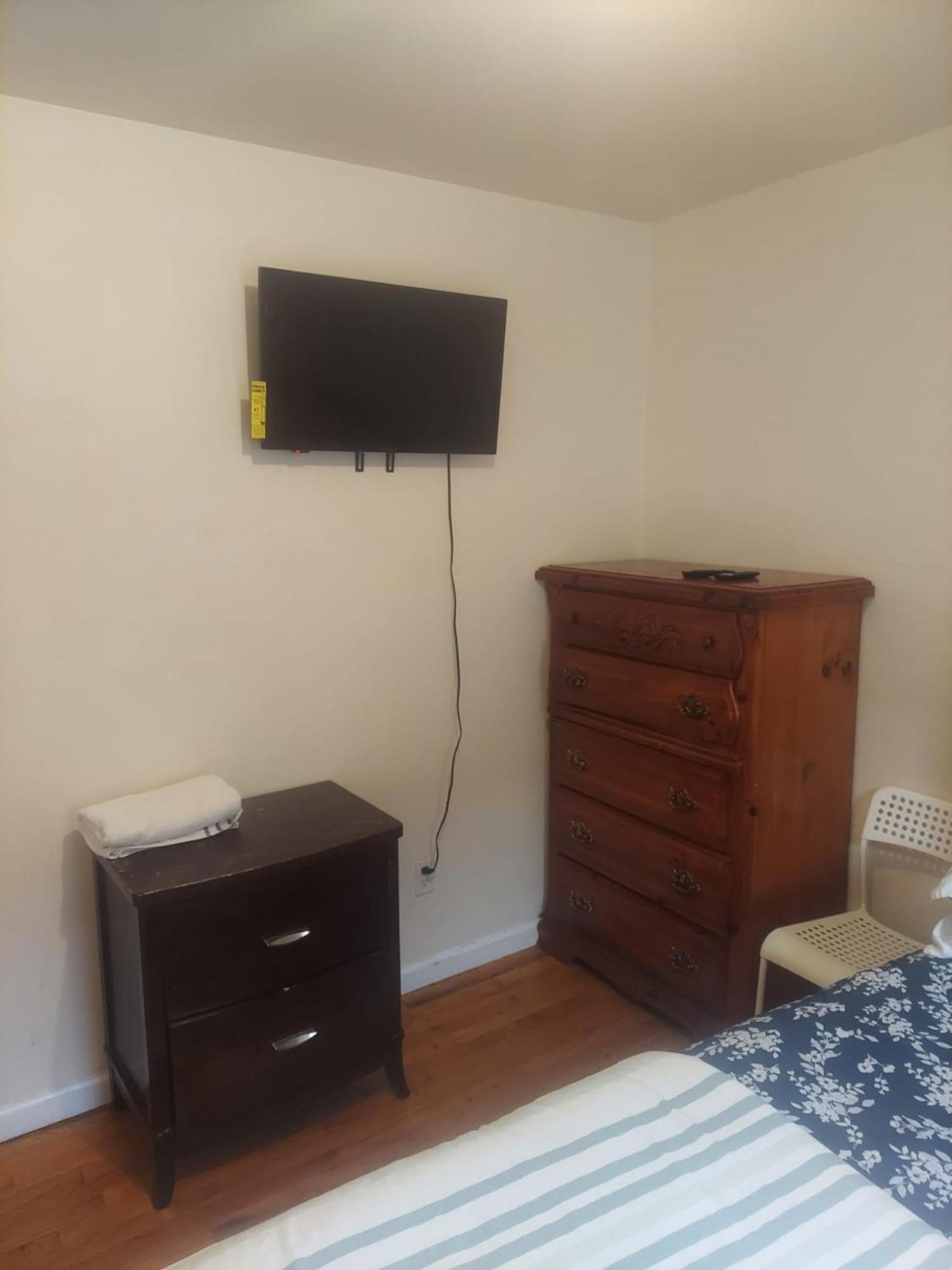 Crystal Room 1 Guest House Near 12Mins To Ewr Airport / Prudential / Njit / Penn Station Newark Luaran gambar